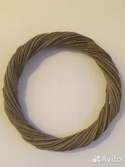 Основа для венка, плетеный венок