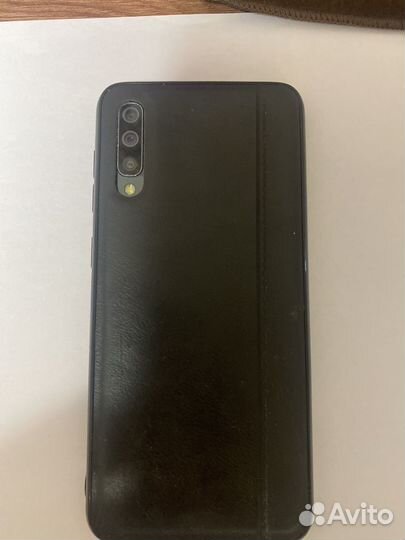 Samsung Galaxy A50, 6/64 ГБ