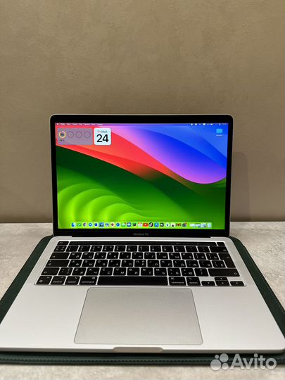 Apple macbook pro m1