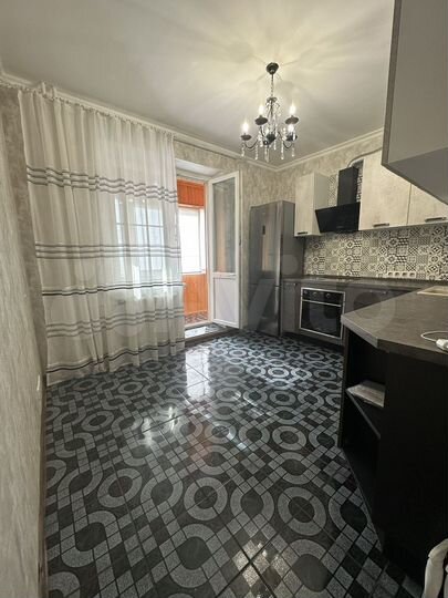 2-к. квартира, 60 м², 3/22 эт.