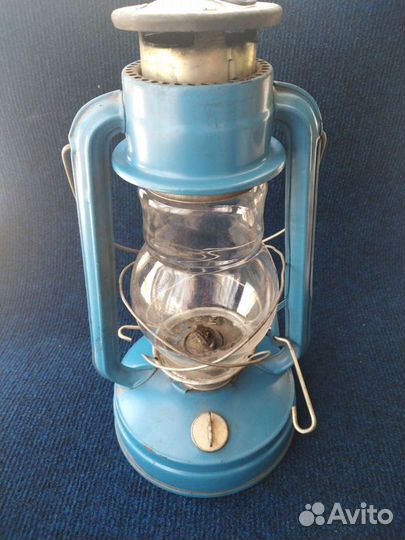 Фонарь керосиновый