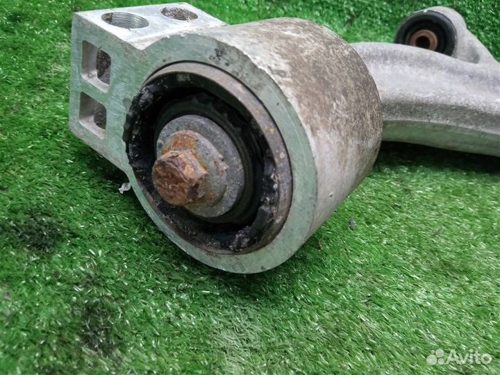 Рычаг передний правый Opel Astra J (2010-2016)