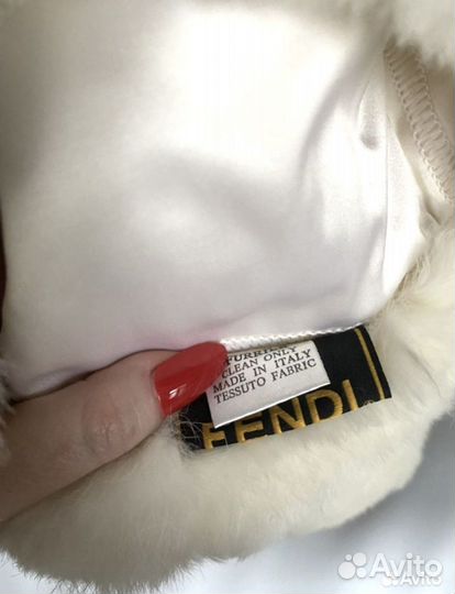 Шапка Fendi оригинал