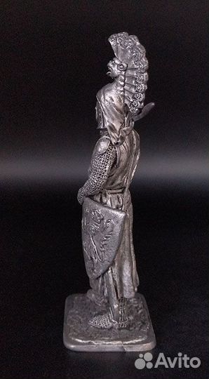 М319 Гессо фон Рейнах, 13 век