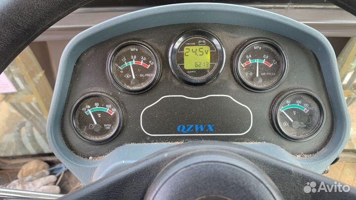 Экскаватор-погрузчик Runmax SE440, 2023