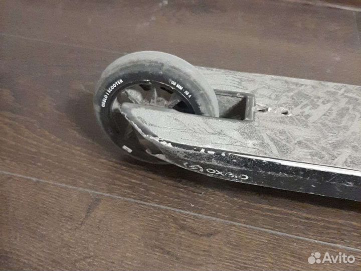 Трюковой самокат oxelo