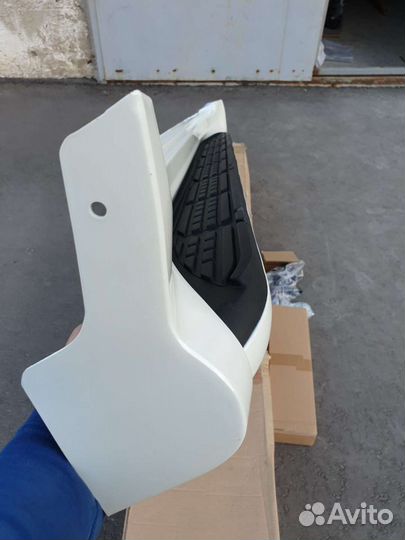 Пороги Toyota Land Cruiser 200