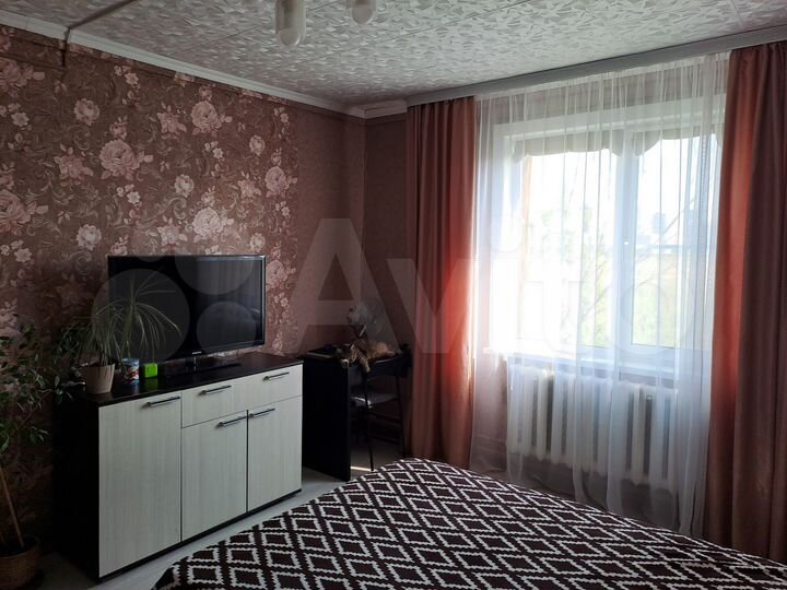 2-к. квартира, 61 м², 2/2 эт.