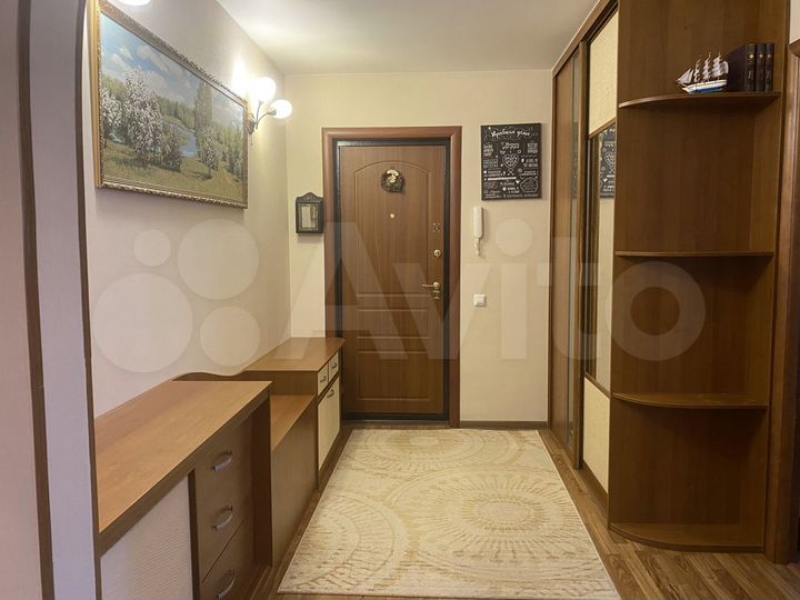 2-к. квартира, 72,4 м², 10/10 эт.