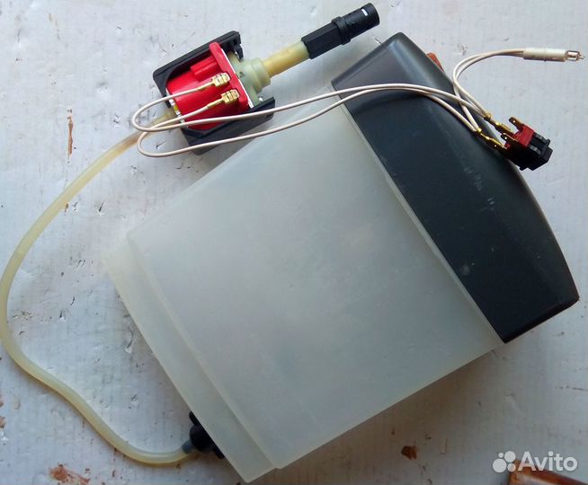 Бачек для чистой воды пылесоса Томас