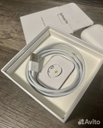 Беспроводные наушники новые