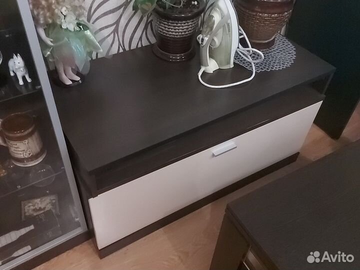 Стенка в гостиную бу