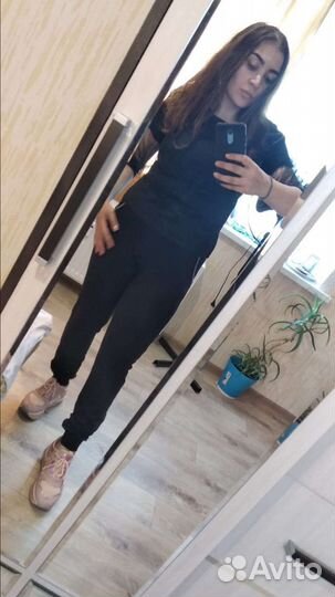 Спортивный костюм женский новый