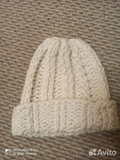 Шапка женская вязаная