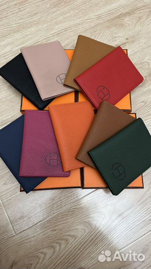 Кошельки, обложки на паспорт