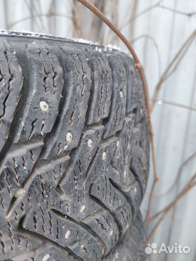 Nokian Tyres Hakkapeliitta 8 235/50 R17