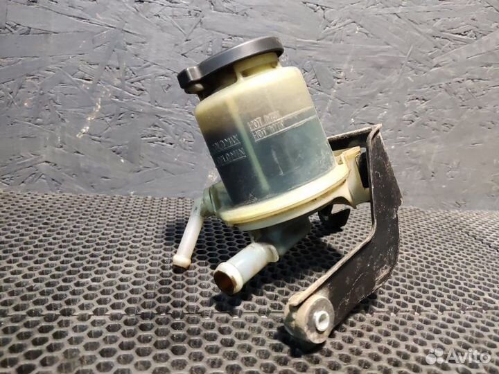 Бачок гидроусилителя руля Lexus Rx 350