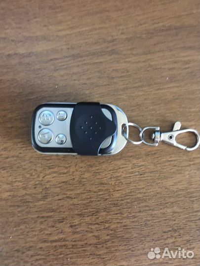 Брелок для ворот шлагбаума