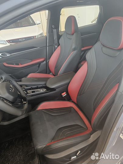 Geely Coolray 1.5 AMT, 2024