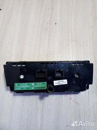 Блок управления климат-контролем Brillianc M2