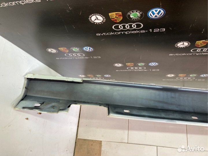 Накладка на порог правая Mercedes-Benz E-350 W212