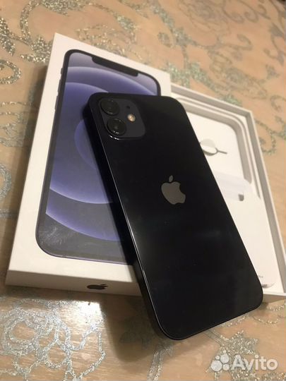 iPhone 12, 64 ГБ