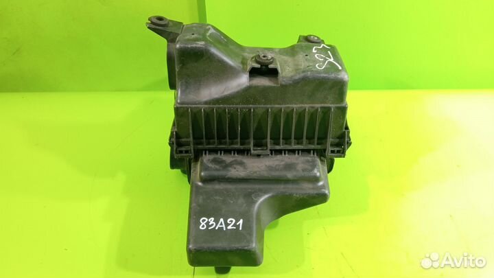 Корпус воздушного фильтра Mitsubishi Colt Z34 /Z36