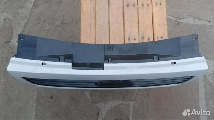 Решетка радиатора Daewoo Nexia 1