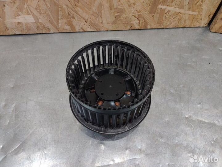 Моторчик печки салона Scania P440А 6X4Nz тягач