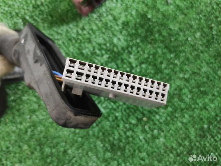 Проводка двери передней левой Chevrolet Aveo T300