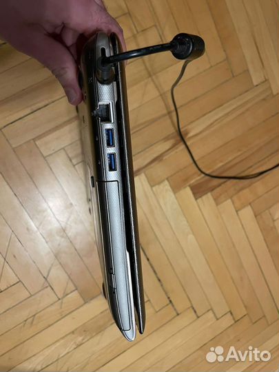 Ноутбук Toshiba