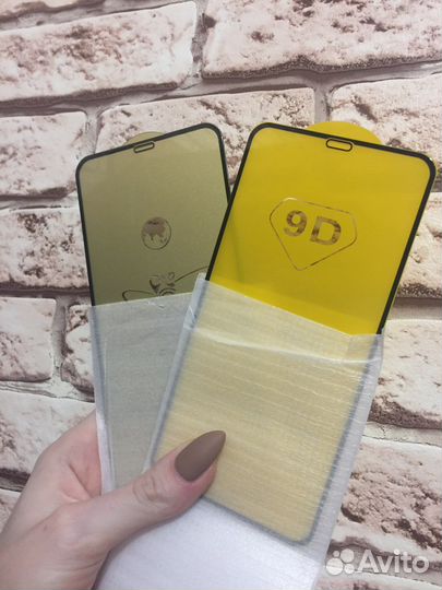 Чехлы в ассортименте, стекла для iPhone 11 Pro Max