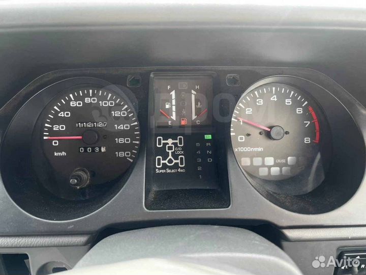 Шаровые верхние Mitsubishi Pajero V25W 6G74 №214