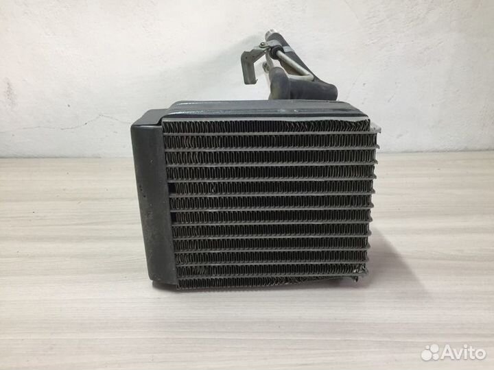 Испаритель кондиционера Toyota Ipsum SXM10 с1996-2