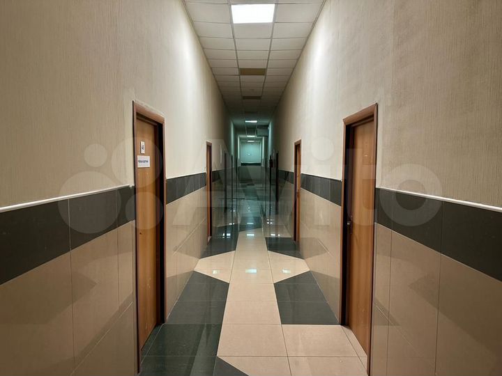 Сдам офисное помещение, 203.4 м²