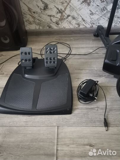 Руль logitech momo racing mod 900