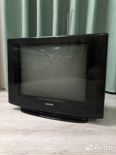 Телевизор samsung