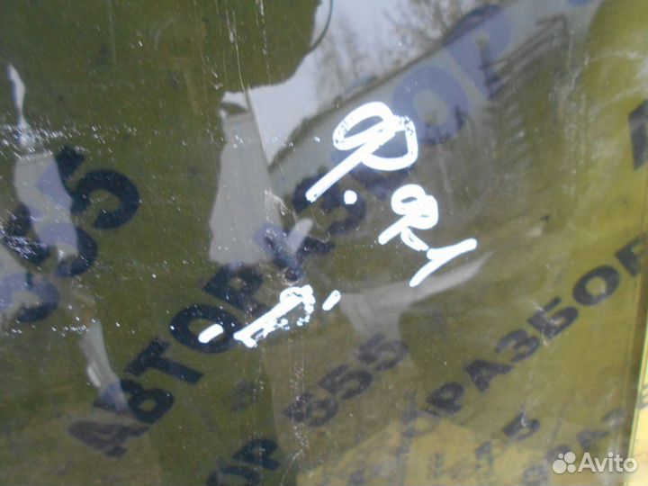 Стекло двери задней правой Ford Focus I 1998-2005