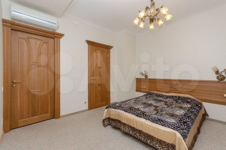 3-к. квартира, 90 м², 4/5 эт.