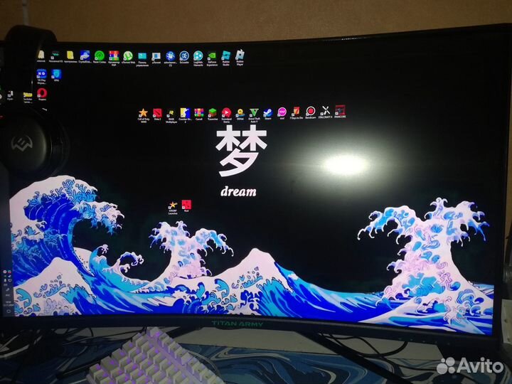 Игровой компьютер с монитором