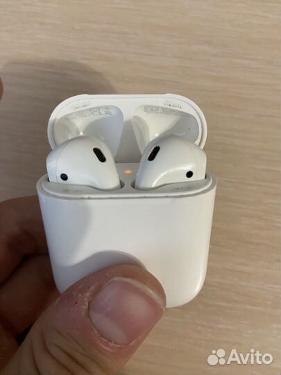 Apple airpods 2