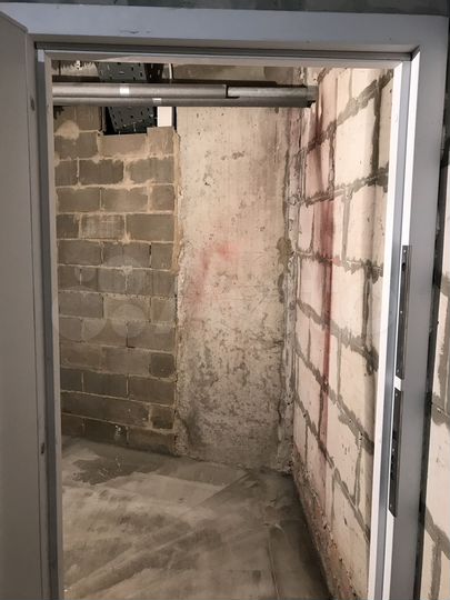 Склад, кладовка 30 м²