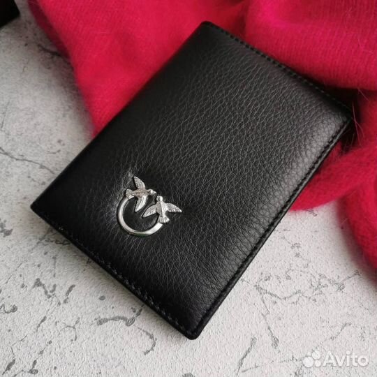 Обложка для документов Pinko