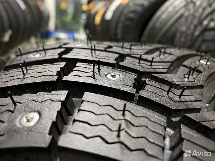 Michelin X-Ice North 2 215/60 R16 99T