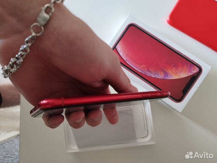 iPhone Xr, 64 ГБ