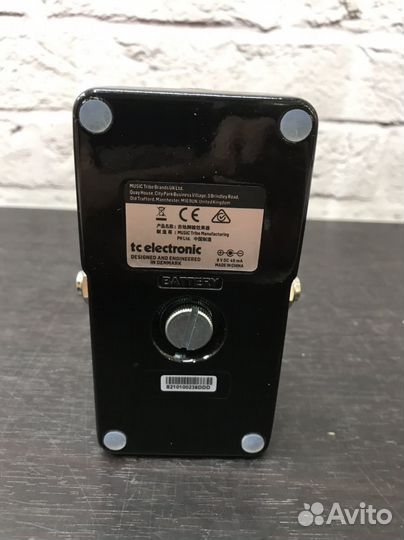 Педаль TC Electronic Dark Matter Distortion