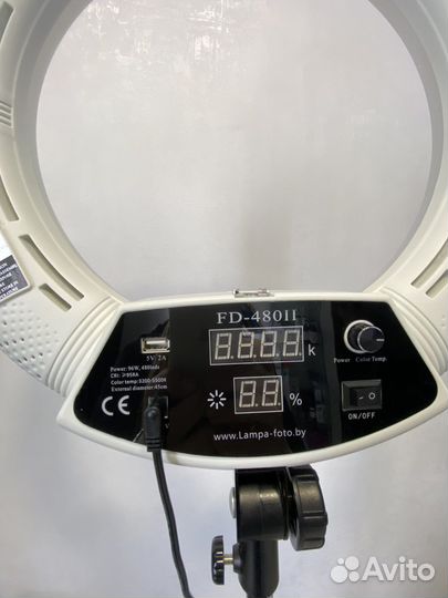 Кольцевая лампа со штативом FE480