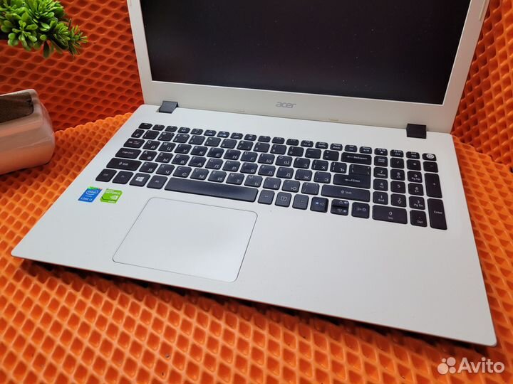 Арт 35 Acer i3-5005/12g/GT940M/SSD+HDD