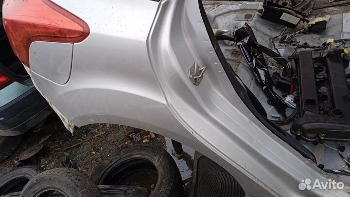 Заднее правое крыло Ford Focus 3