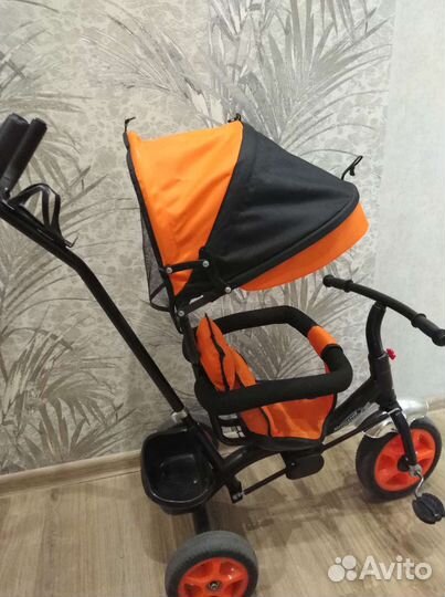 Детский трехколесный велосипед